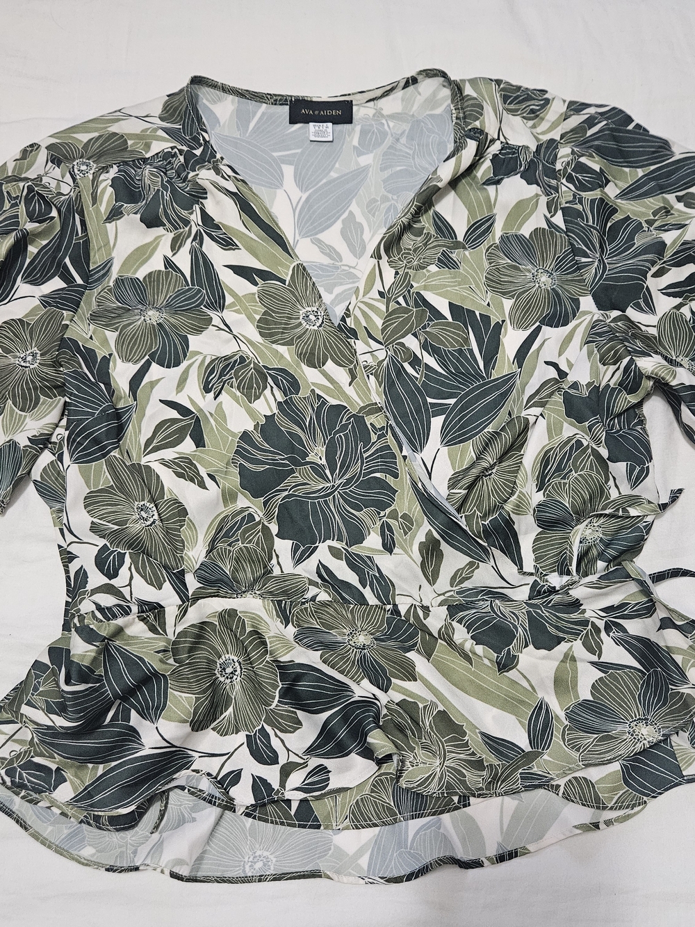 AVA & VIV Olive Green Floral Wrap Top